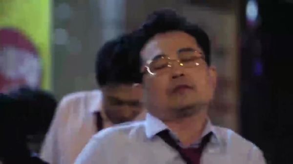 【夫妻赞助】妻子为了丈夫能升职，多次给他领导操B 麻友韩国三级片推荐