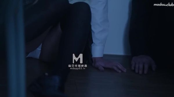 MD0237 青春校园 高校生的青涩恋情