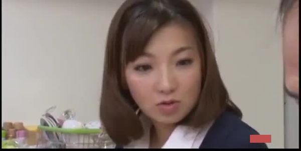 父母用行動教導兒女性教育