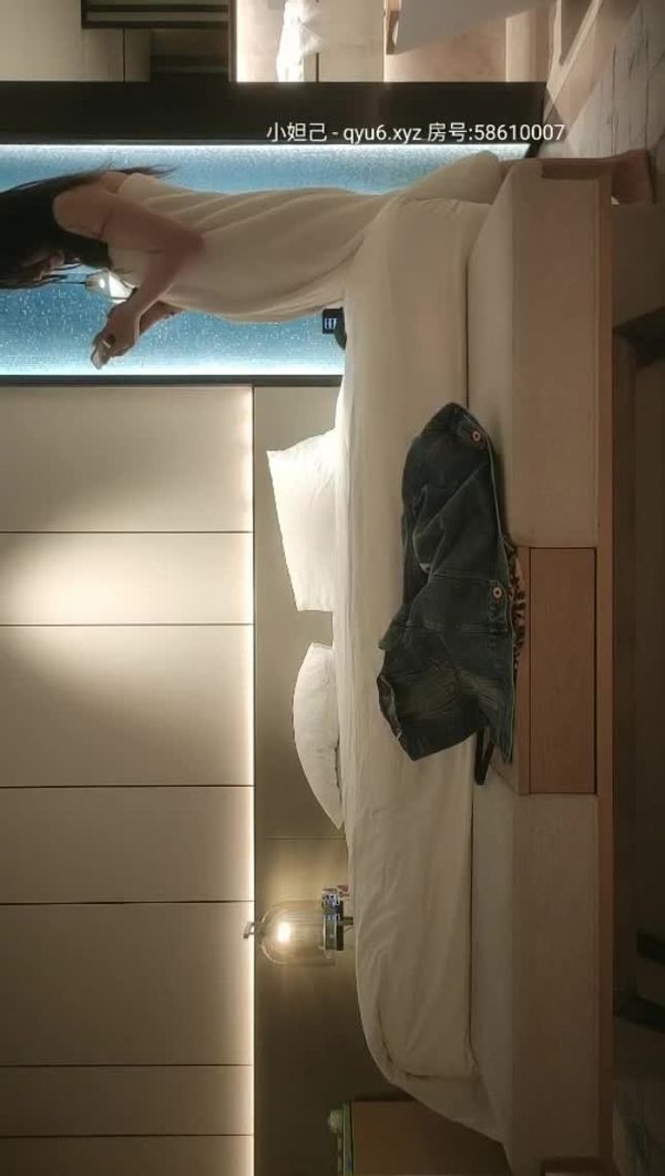 文轩&追梦人近期颜值最高的外围女神肤白貌美温柔配合傻逼浪费女神直播间骂声不绝