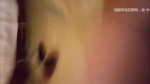 和蒙眼大奶茶妹开房约炮很会摇奶又柔软