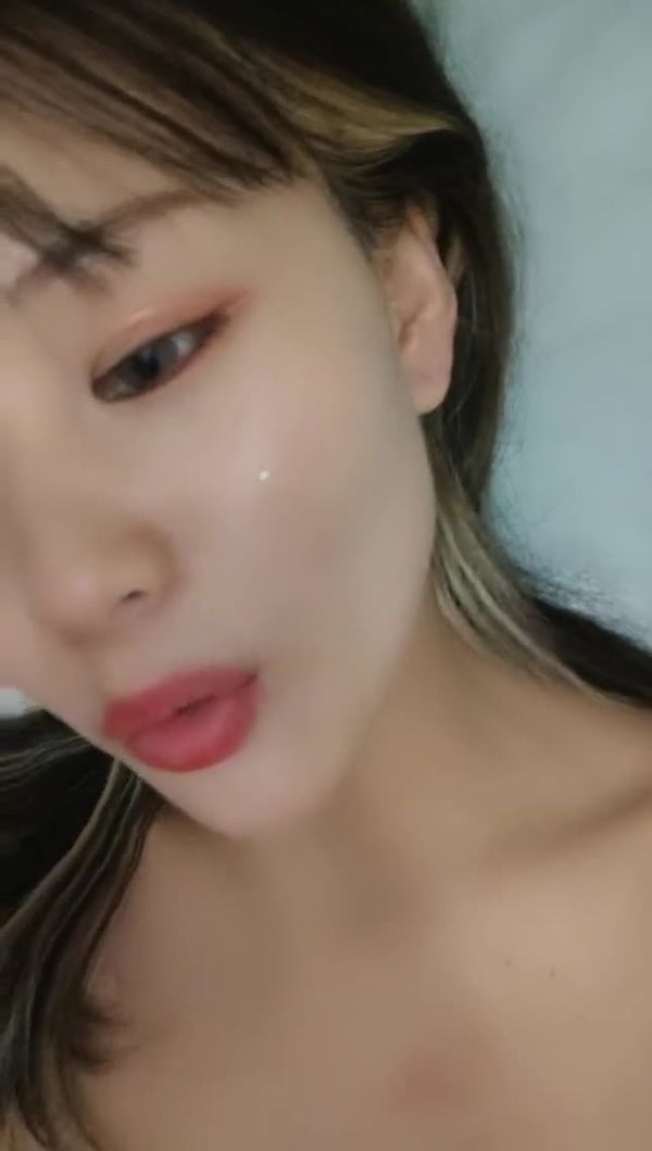 稚嫩少女 20210516