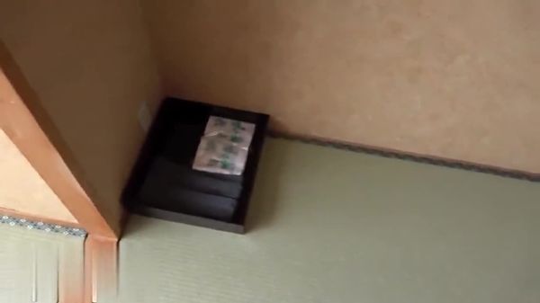 与年轻18岁的少妻不伦温泉旅行穿着浴衣无套抽插颜射fc2-ppv-1583030